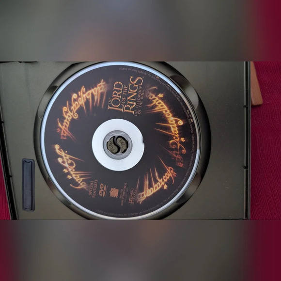 Lord Of The Rings The Fellowship Of The Ring DVD (EUC) - Picture 4 of 4